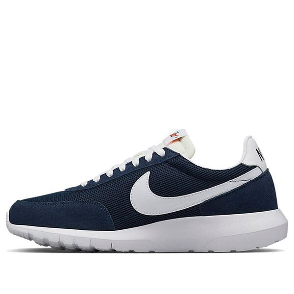 Фрагмент кроссовок дизайн x roshe Nike, черный
Фрагмент кроссовок дизайн x roshe Nike, черный