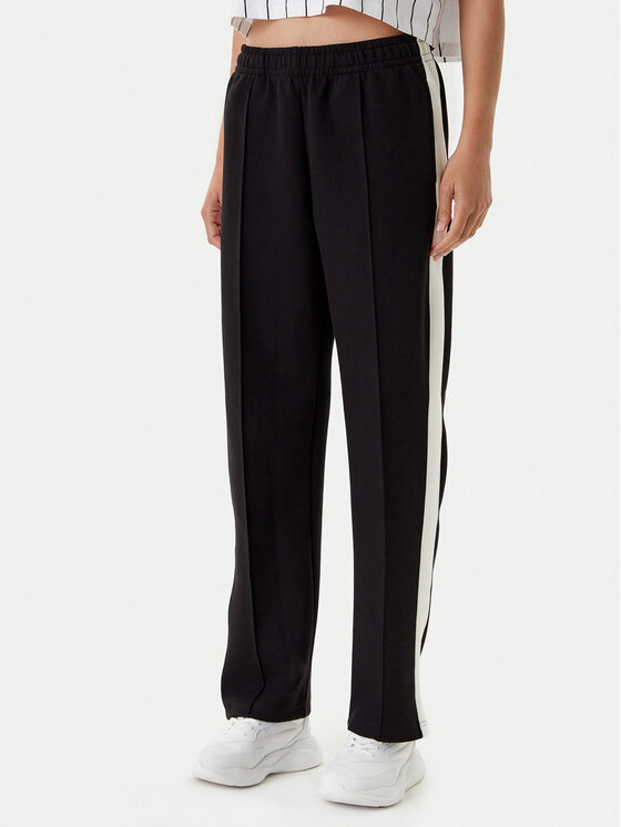 Спортивные брюки обычного кроя PD00005427 Karl Kani, черный
Спортивные брюки обычного кроя PD00005427 Karl Kani, черный