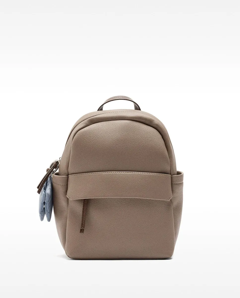 Женский рюкзак с несколькими отделениями и застежкой-молнией со съемным кошельком Parfois, серо-коричневый
Женский рюкзак с несколькими отделениями и застежкой-молнией со съемным кошельком Parfois, серо-коричневый