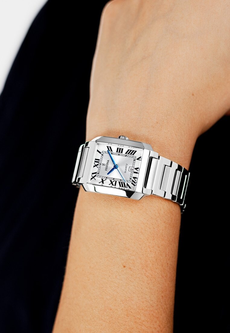 Часы Festina, серебристый
Часы Festina, серебристый