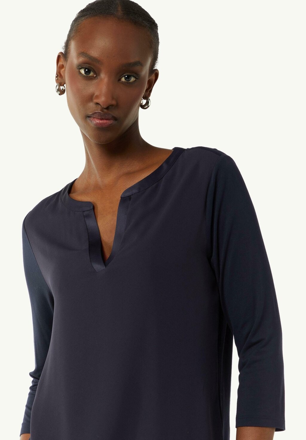 Топ с длинными рукавами MIT 3/4 ÄRMELN comma, темно-синий
Топ с длинными рукавами MIT 3/4 ÄRMELN comma, темно-синий