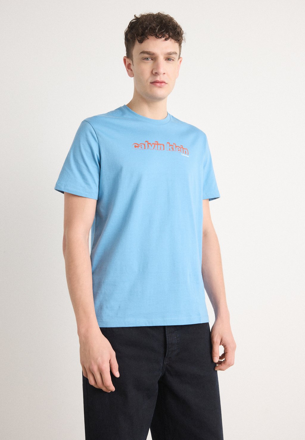 Футболка с принтом Calvin Klein Jeans, синий
Футболка с принтом Calvin Klein Jeans, синий