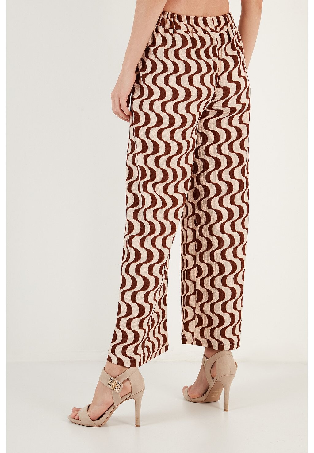 Брюки LELA, коричневые
Брюки LELA, коричневые