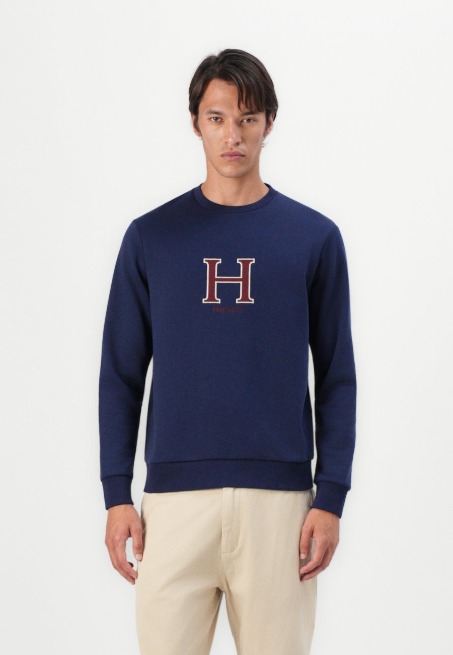 Толстовка Hackett London HERITAGE CREW, Midnight Blue/Dark Blue, Синий, Толстовка Hackett London HERITAGE CREW, Midnight Blue/Dark Blue
Толстовка Hackett London HERITAGE CREW, Midnight Blue/Dark Blue, Синий, Толстовка Hackett London HERITAGE CREW, Midnight Blue/Dark Blue