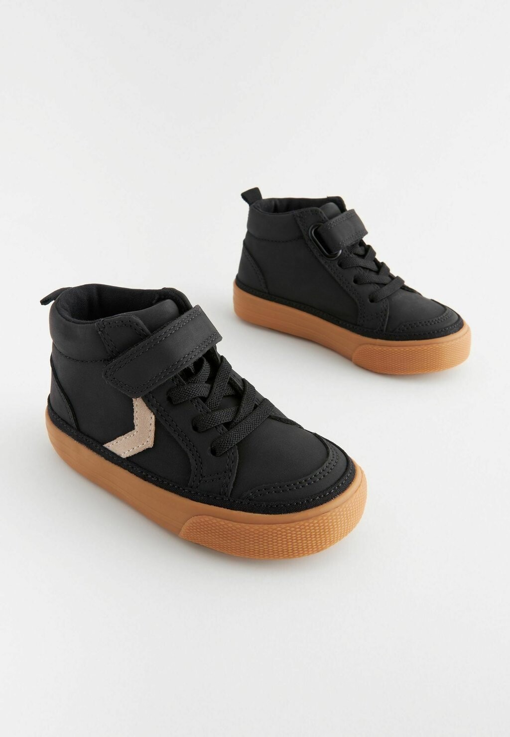 Высокие кеды LACE FASTENING Next, черный
Высокие кеды LACE FASTENING Next, черный