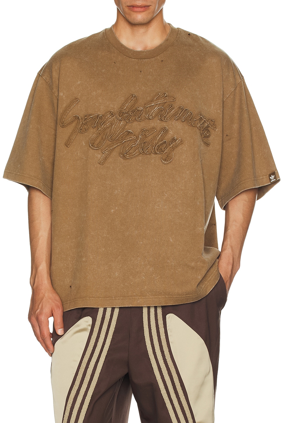 Футболка Wash Adidas By Song For The Mute, Earth 
Футболка Wash Adidas By Song For The Mute, Earth