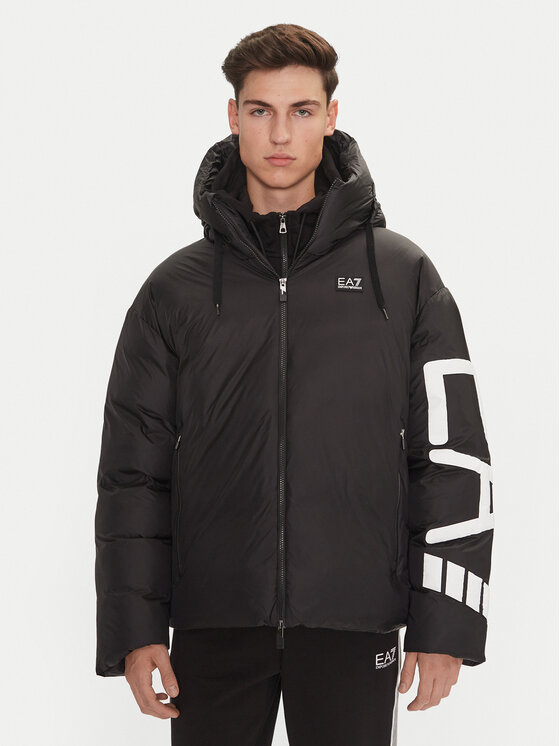Пуховик стандартного кроя Ea7 Emporio Armani, черный
Пуховик стандартного кроя Ea7 Emporio Armani, черный