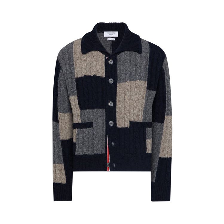 Кардиган Thom Browne Patchwork Baby Cable Intarsia Mock Neck Cardigan 'Navy/Grey/Brown'
Кардиган Thom Browne Patchwork Baby Cable Intarsia Mock Neck Cardigan 'Navy/Grey/Brown'