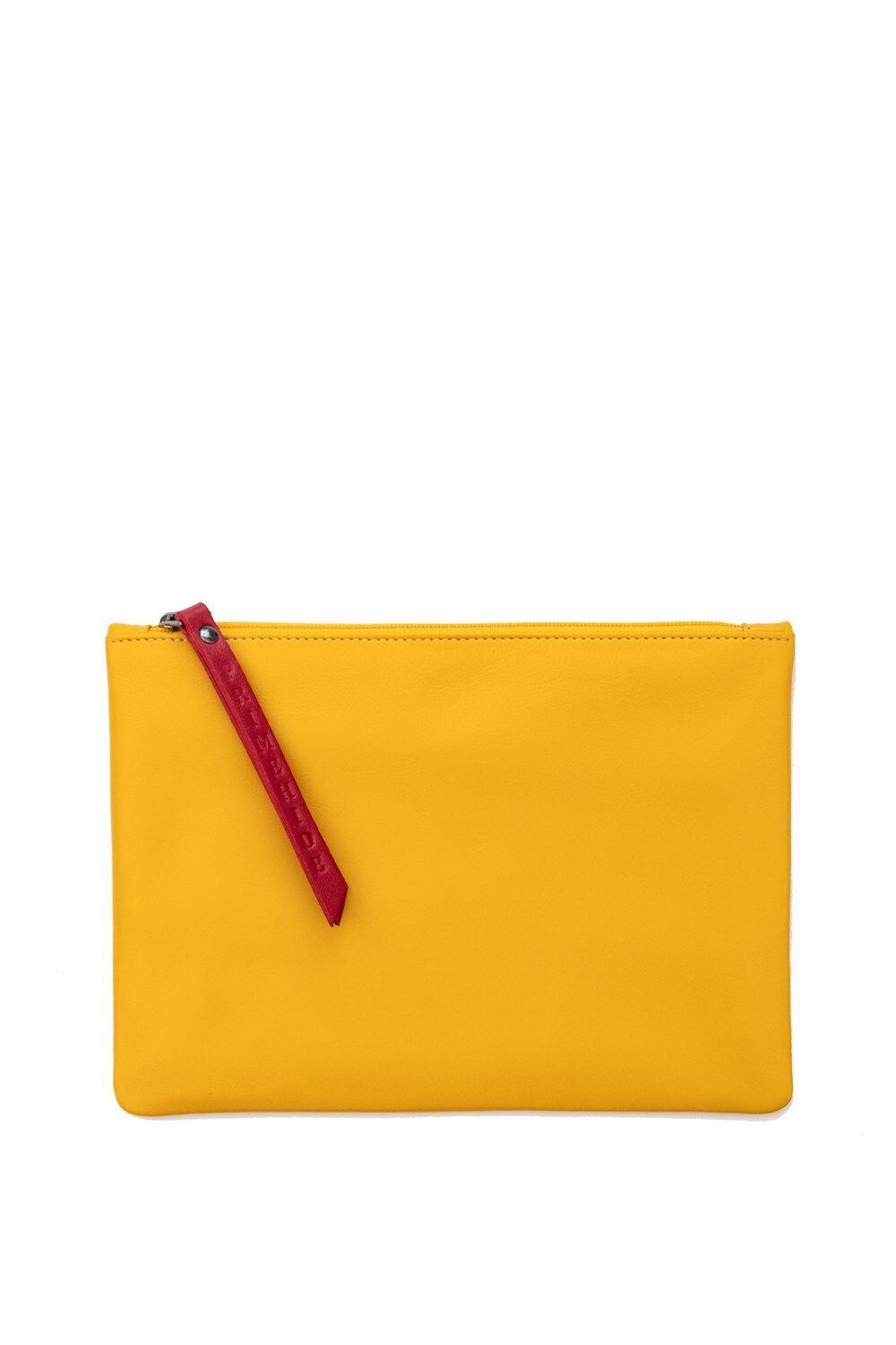 Кожаный клатч большого размера на молнии «Косметик» PRIMEHIDE, желтый
Кожаный клатч большого размера на молнии «Косметик» PRIMEHIDE, желтый