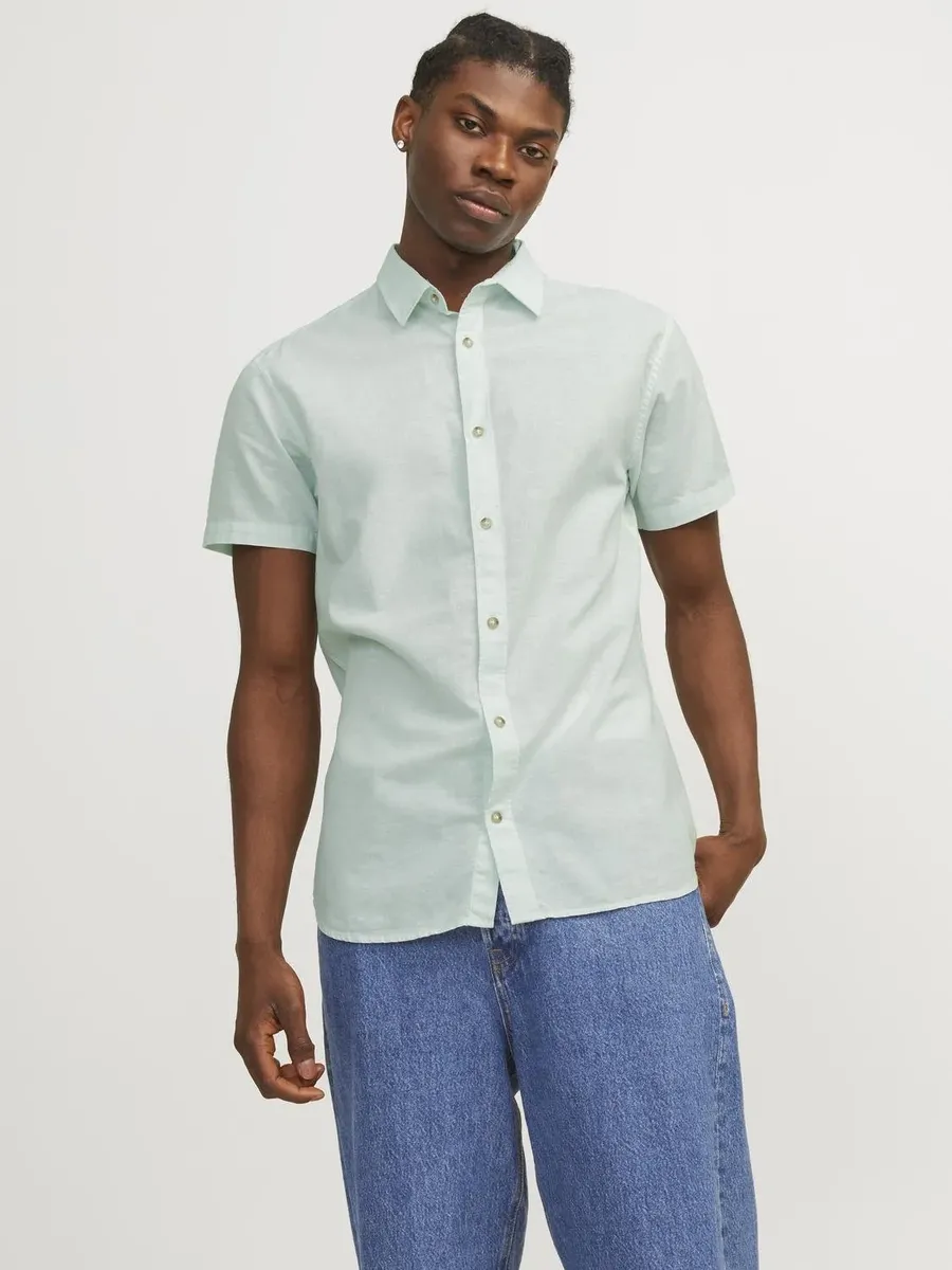 Рубашка с короткими рукавами Jack & Jones "JJESUMMER LINEN BLEND SHIRT SS SN", цвет Soothing Sea
Рубашка с короткими рукавами Jack & Jones "JJESUMMER LINEN BLEND SHIRT SS SN", цвет Soothing Sea
