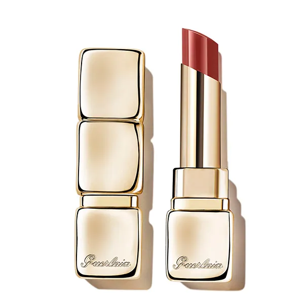 Сияющая финишная помада Kisskiss Shine Bloom Guerlain, цвет kiss to say
Сияющая финишная помада Kisskiss Shine Bloom Guerlain, цвет kiss to say