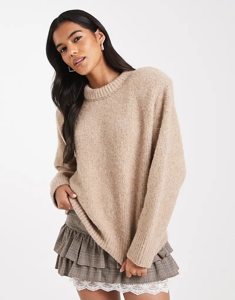 Джемпер ASOS DESIGN с объемными плечами, отделкой горловины и подплечниками бежевого цвета
Джемпер ASOS DESIGN с объемными плечами, отделкой горловины и подплечниками бежевого цвета