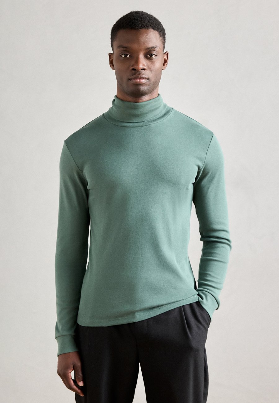 Топ Marc O'Polo LONG SLEEVE TURTLE NECK, Nottingham Forest/Green
Топ Marc O'Polo LONG SLEEVE TURTLE NECK, Nottingham Forest/Green