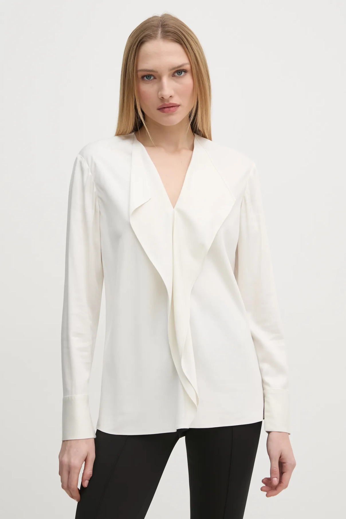 Блуза Calvin Klein, бежевый
Блуза Calvin Klein, бежевый