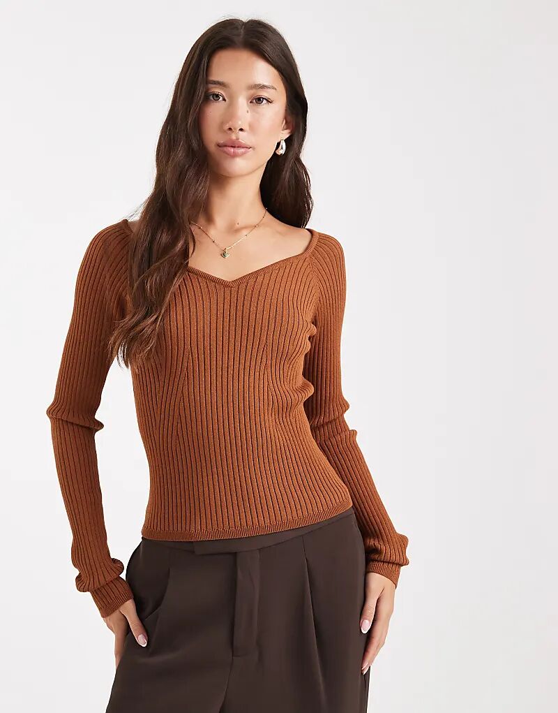 Трикотажный структурированный топ ASOS DESIGN с V-образным вырезом цвета ириски
Трикотажный структурированный топ ASOS DESIGN с V-образным вырезом цвета ириски