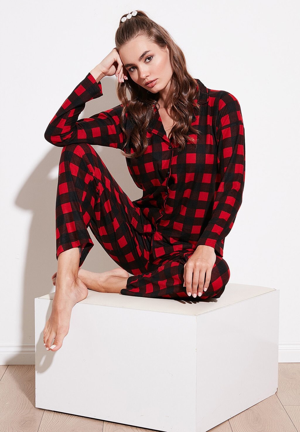 Пижамный комплект REGULAR FIT LELA, черный
Пижамный комплект REGULAR FIT LELA, черный