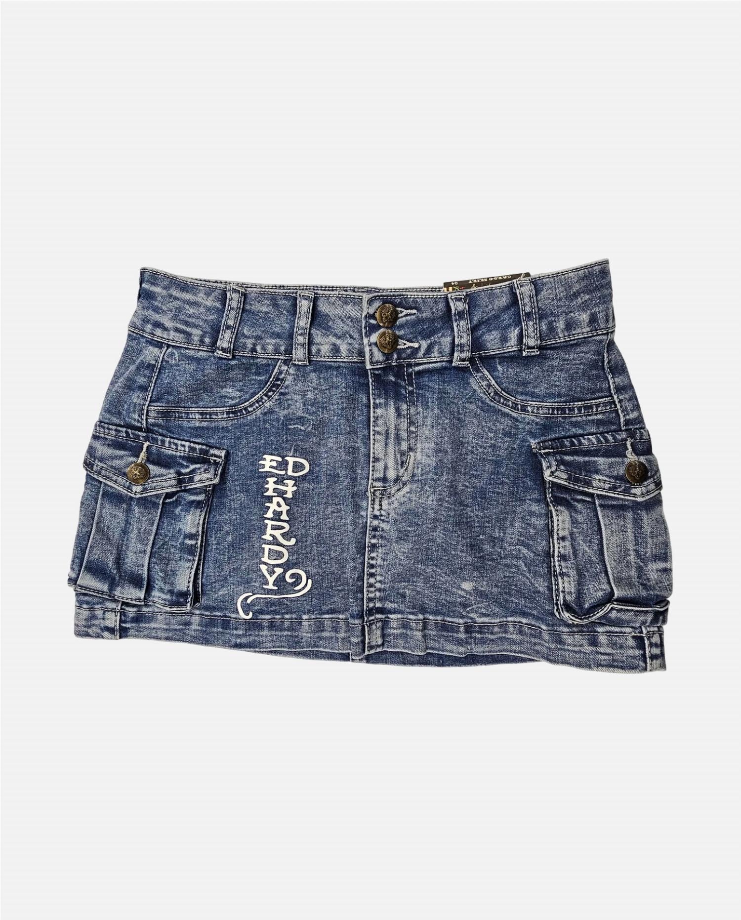 Женская юбка-карго Heart Dagger в цвете Light Wash Ed Hardy
Женская юбка-карго Heart Dagger в цвете Light Wash Ed Hardy
