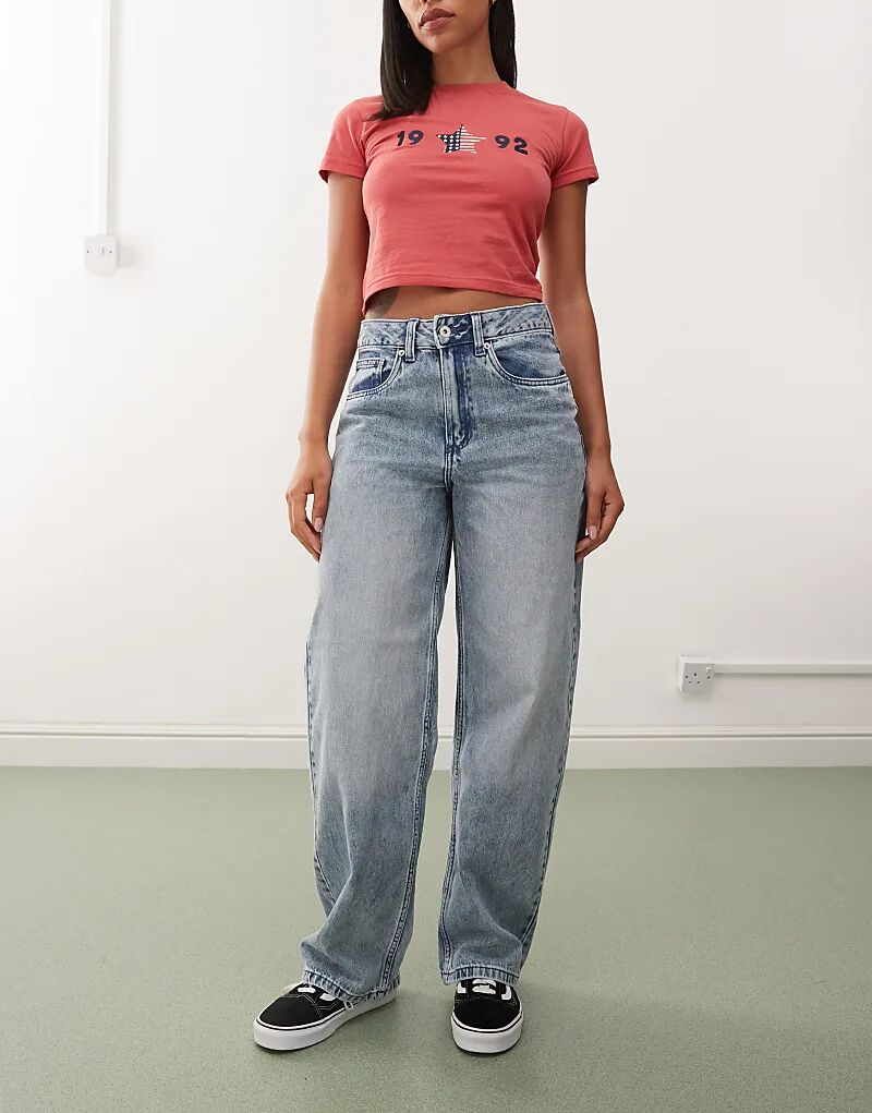 Штаны Vans Sirelle 5 с капюшоном и защитой от луж в выстиранном полотенце
Штаны Vans Sirelle 5 с капюшоном и защитой от луж в выстиранном полотенце