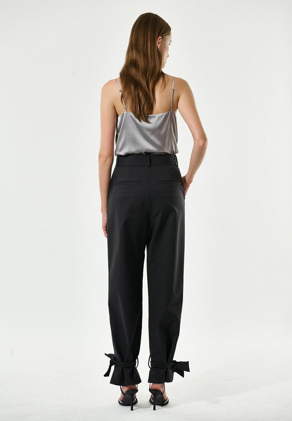 Брюки RICADEA Dea Kudibal, черный
Брюки RICADEA Dea Kudibal, черный