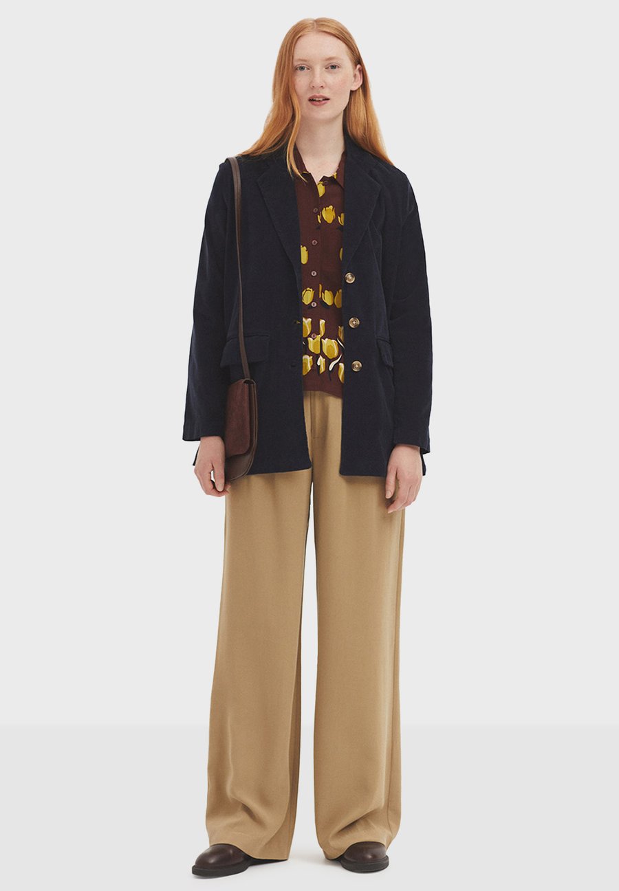 Сумка кросс-боди Nice Things Cross body bag, Chestnut/Light Brown
Сумка кросс-боди Nice Things Cross body bag, Chestnut/Light Brown