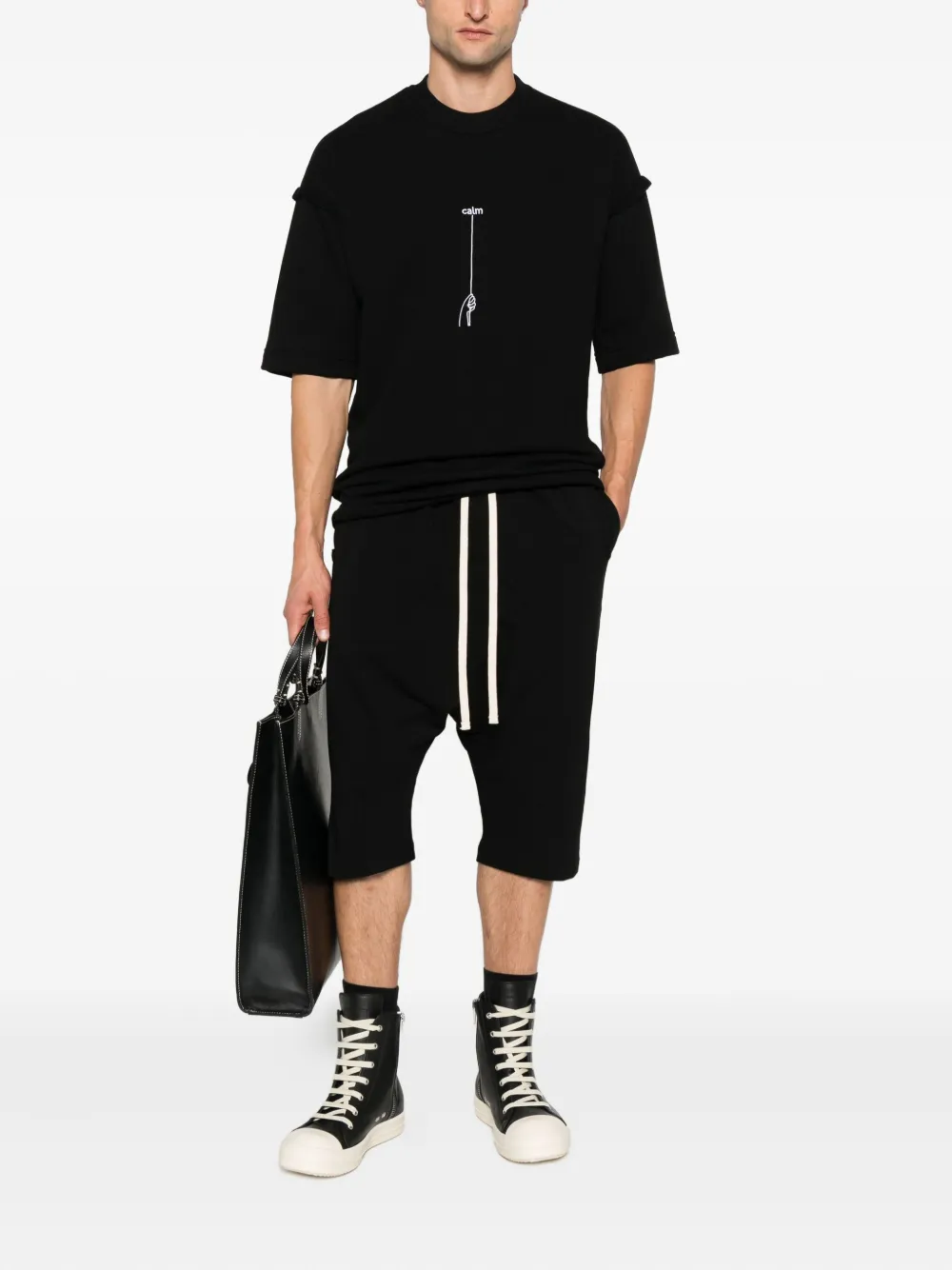 Футболка из хлопка с дорожной вышивкой HAMZA, черный
Футболка из хлопка с дорожной вышивкой HAMZA, черный