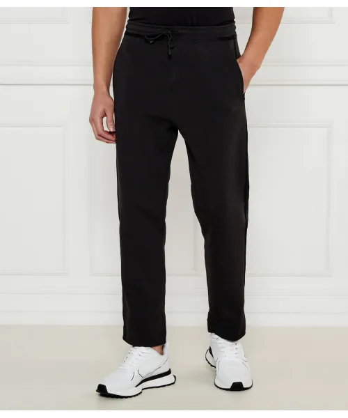Спортивные брюки с лентой Hadim Regular fit Boss Green, черный
Спортивные брюки с лентой Hadim Regular fit Boss Green, черный