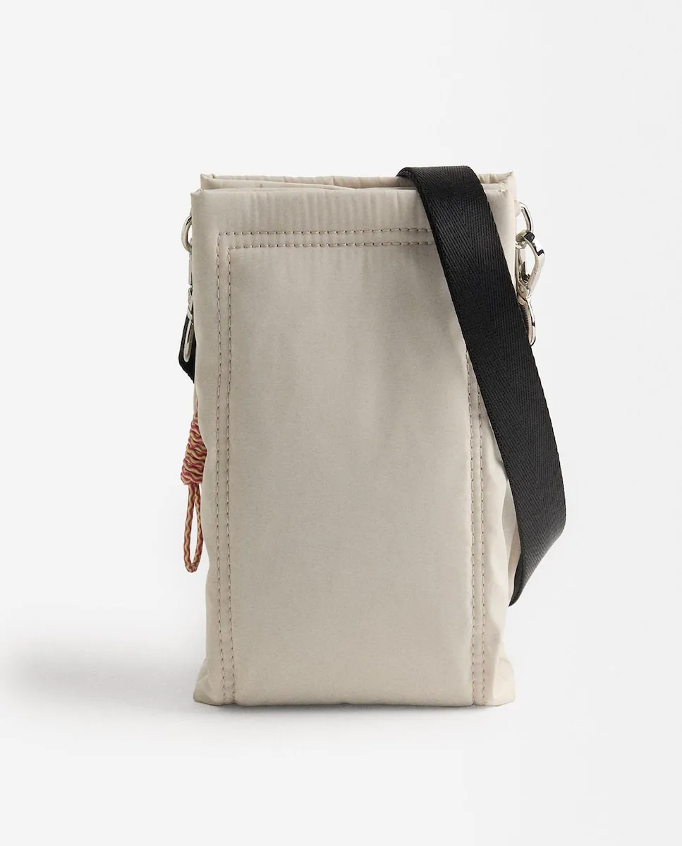 Женская сумка через плечо с застежкой-молнией, однотонная Parfois, цвет Crudo
Женская сумка через плечо с застежкой-молнией, однотонная Parfois, цвет Crudo