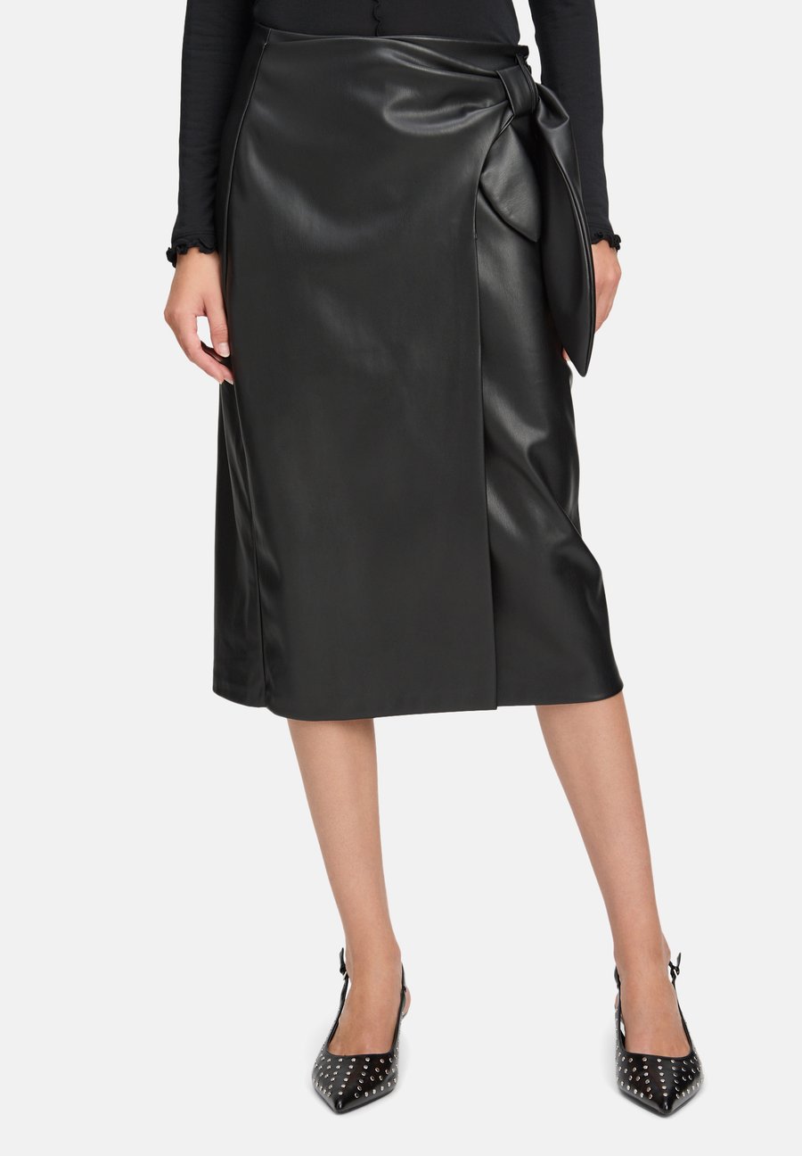 Юбка Cartoon UNI, Schwarz/Black
Юбка Cartoon UNI, Schwarz/Black