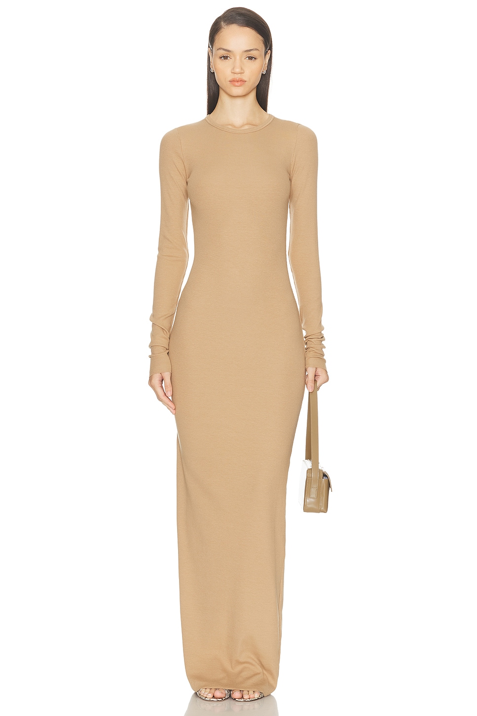 Длинное платье-макси с круглым вырезом и рукавами из масляного трикотажа Eterne, Taupe
Длинное платье-макси с круглым вырезом и рукавами из масляного трикотажа Eterne, Taupe