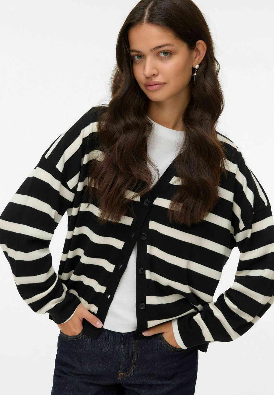 Кардиган Vero Moda VMSILLA, Black /Mottled Black
Кардиган Vero Moda VMSILLA, Black /Mottled Black