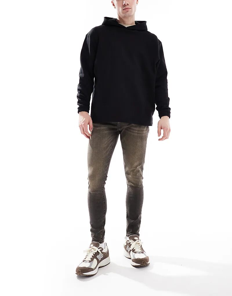 Нанести спрей на джинсы с эффектом стрейч в выстиранном черном цвете с оттенком ASOS DESIGN
Нанести спрей на джинсы с эффектом стрейч в выстиранном черном цвете с оттенком ASOS DESIGN