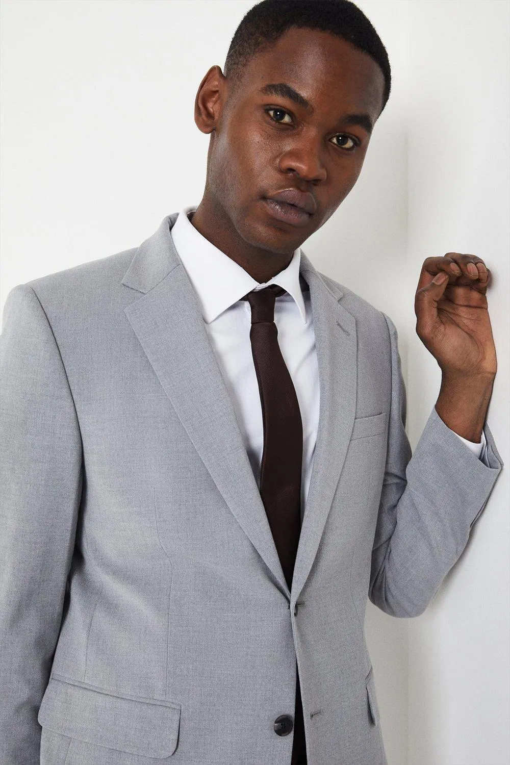 Светло-серый базовый пиджак приталенного кроя Burton, серый
Светло-серый базовый пиджак приталенного кроя Burton, серый