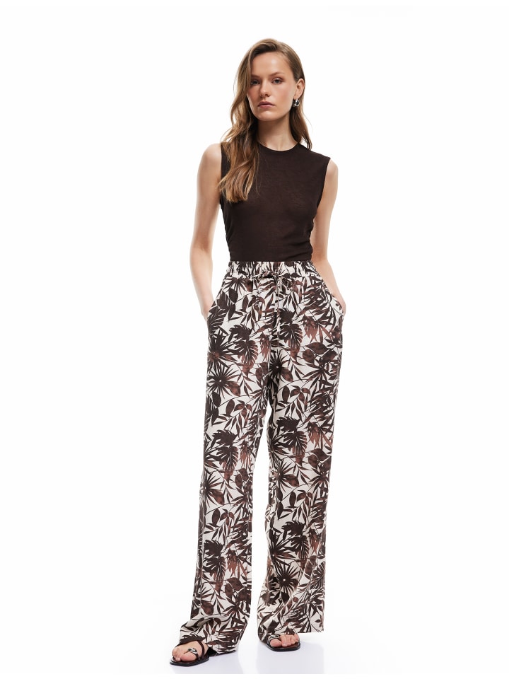 KOTON Брюки коричневого цвета с узором
KOTON Брюки коричневого цвета с узором