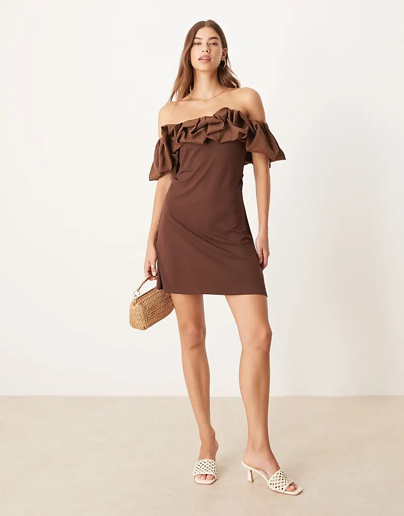 Коричневое мини-платье-фонарик ASOS DESIGN с открытыми плечами
Коричневое мини-платье-фонарик ASOS DESIGN с открытыми плечами