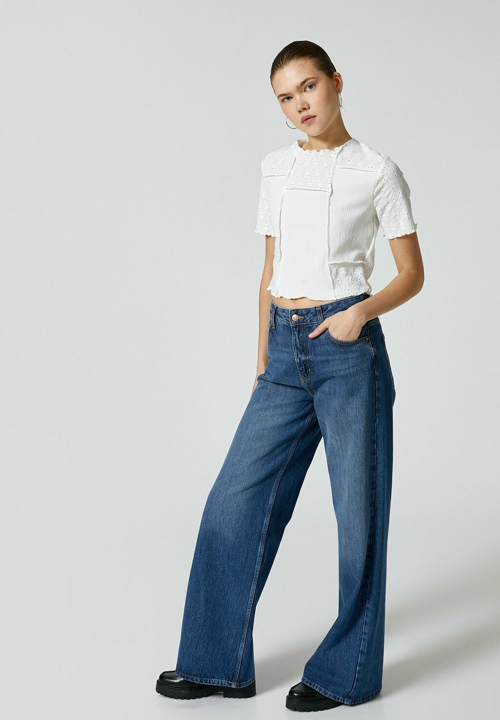 Блузка Cutwork Koton, белая
Блузка Cutwork Koton, белая