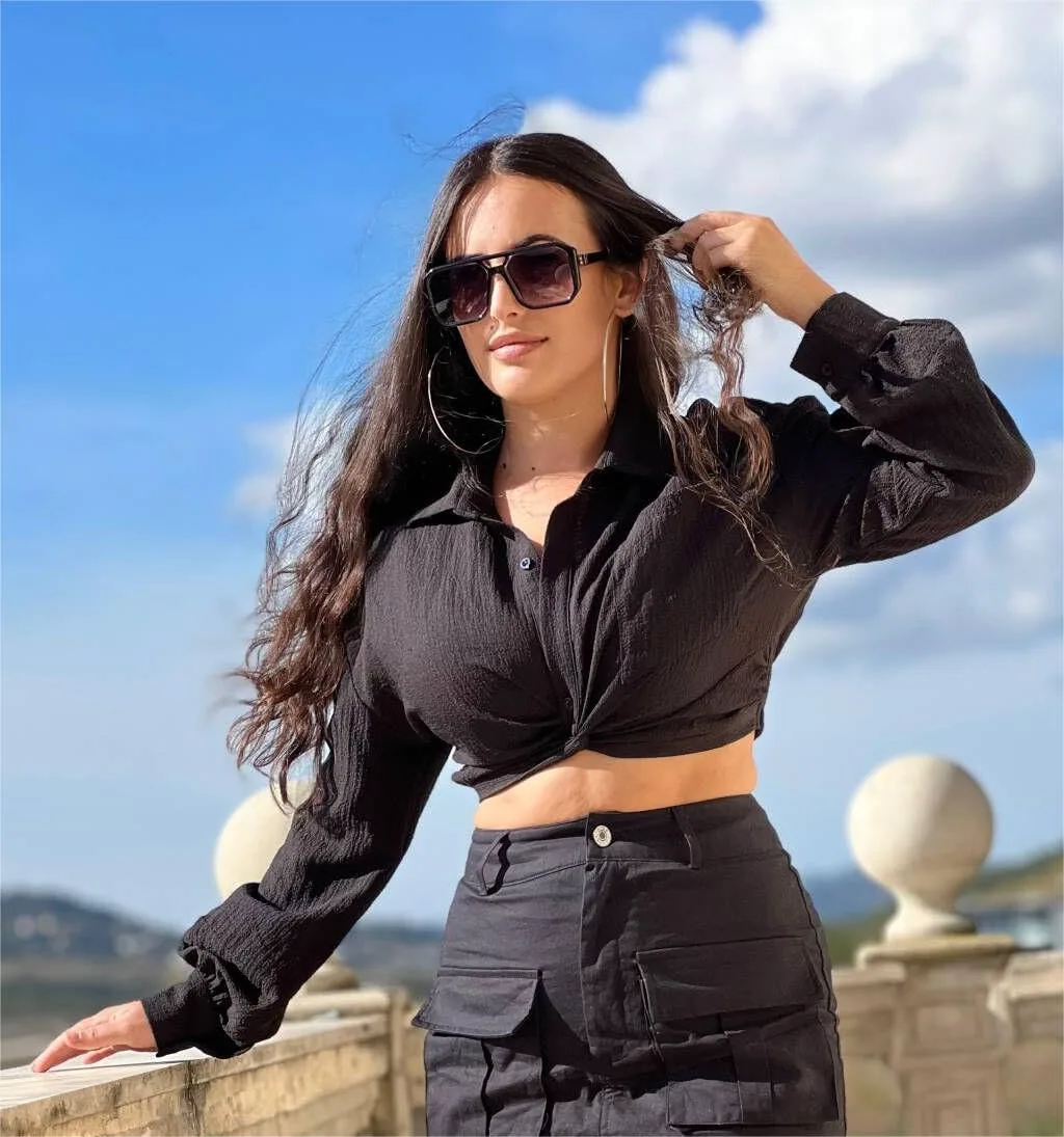 Солнцезащитные очки FEISEDY в стиле ретро для женщин и мужчин, модные очки-авиаторы в классической квадратной оправе, модель B2939, 003 Black Frame/Gradient Grey Lens
Солнцезащитные очки FEISEDY в стиле ретро для женщин и мужчин, модные очки-авиаторы в классической квадратной оправе, модель B2939, 003 Black Frame/Gradient Grey Lens