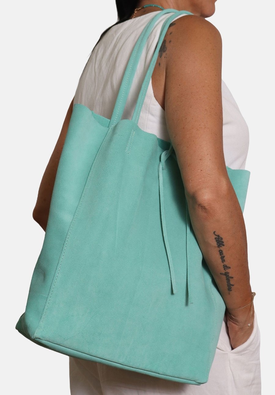 Сумка Chiara Ferretti SHOULDER, Turquoise
Сумка Chiara Ferretti SHOULDER, Turquoise