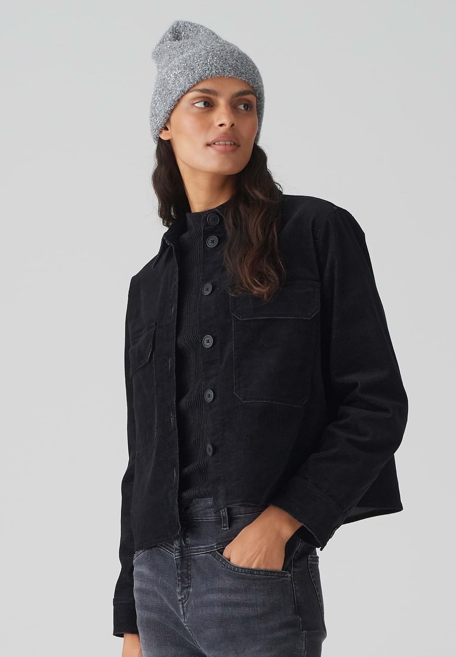 Шапка OPUS Beanie, Graphite Glaze/Dark Grey
Шапка OPUS Beanie, Graphite Glaze/Dark Grey