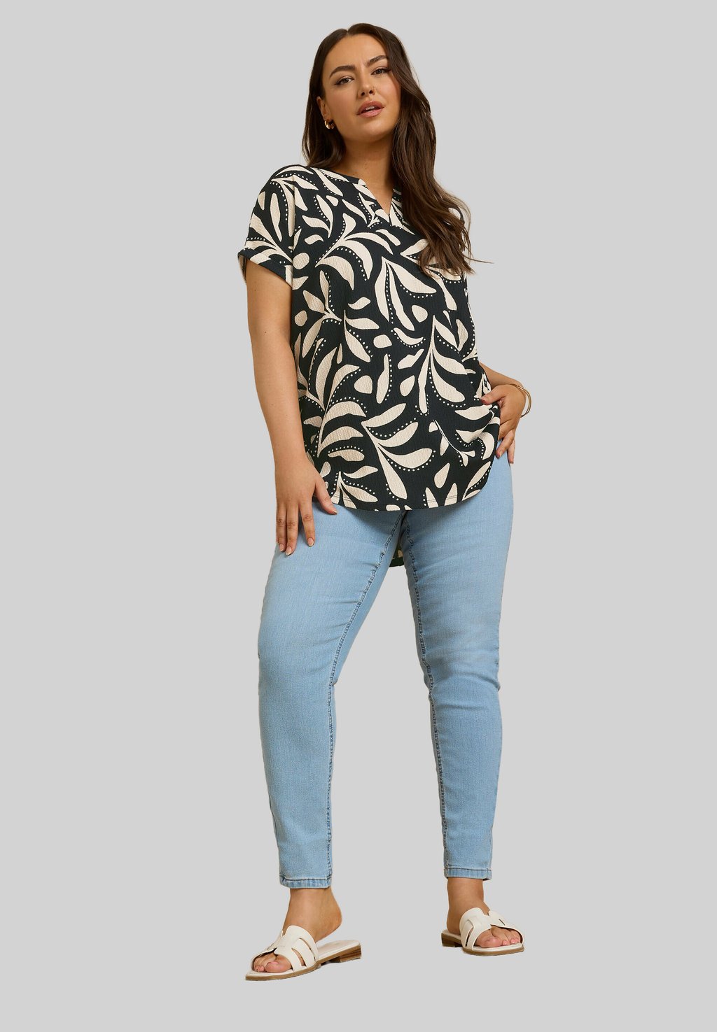 Рубашка Yours Clothing, темно-синий
Рубашка Yours Clothing, темно-синий