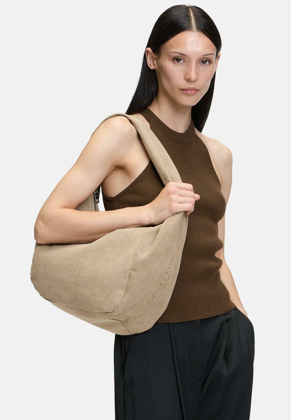 Сумка Liebeskind Berlin, бежевый
Сумка Liebeskind Berlin, бежевый