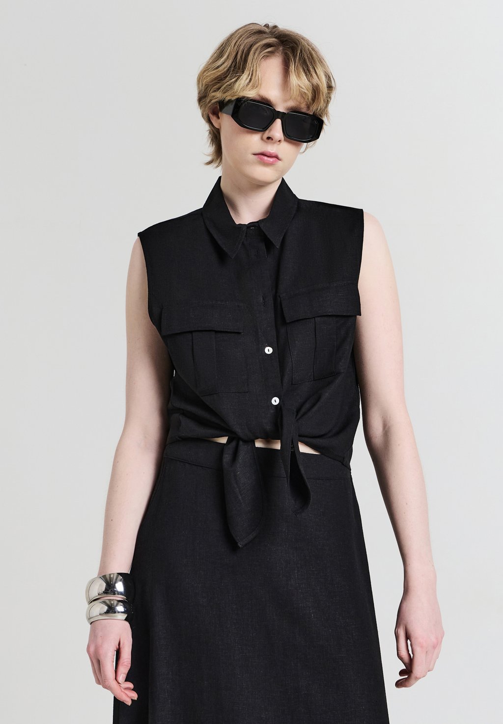 Блузка на пуговицах SMANICATA MISTO CON NODO - Top Calliope, черный
Блузка на пуговицах SMANICATA MISTO CON NODO - Top Calliope, черный