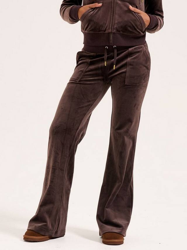 Широкие джоггеры Layla Juicy Couture
Широкие джоггеры Layla Juicy Couture