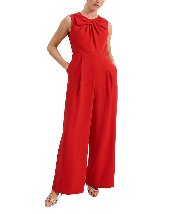 Шафрановый комбинезон Phase Eight, красный
Шафрановый комбинезон Phase Eight, красный