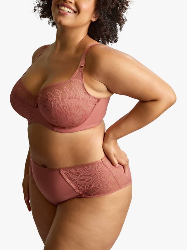 Бюстгальтер Sophia Lace с полными чашками Sculptresse, Sienna Rose
Бюстгальтер Sophia Lace с полными чашками Sculptresse, Sienna Rose