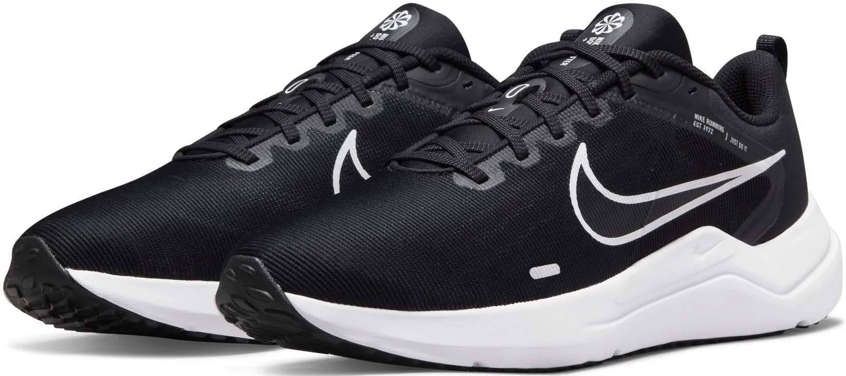 Кроссовки Nike "DOWNSHIFTER 12", цвет Black-White-Dk-Smoke-Grey-Pure-Platinum
Кроссовки Nike "DOWNSHIFTER 12", цвет Black-White-Dk-Smoke-Grey-Pure-Platinum