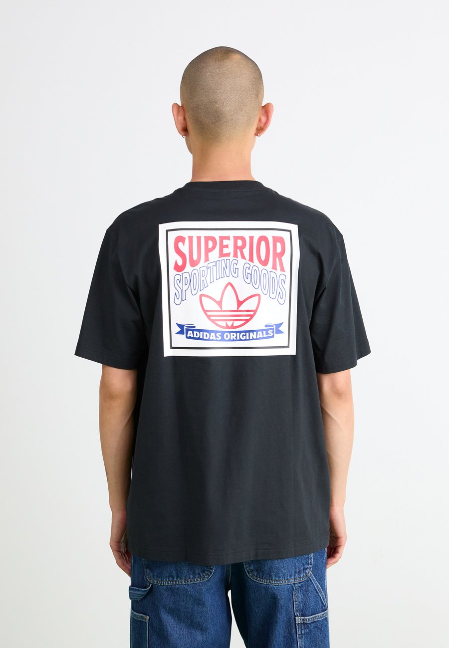 Футболка Adidas Originals GRAPHIC, Black, Черный, Футболка Adidas Originals GRAPHIC, Black
Футболка Adidas Originals GRAPHIC, Black, Черный, Футболка Adidas Originals GRAPHIC, Black