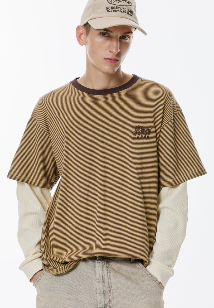 Топ PULL&BEAR STRIPED DOUBLE SLEEVE , Brown
Топ PULL&BEAR STRIPED DOUBLE SLEEVE , Brown