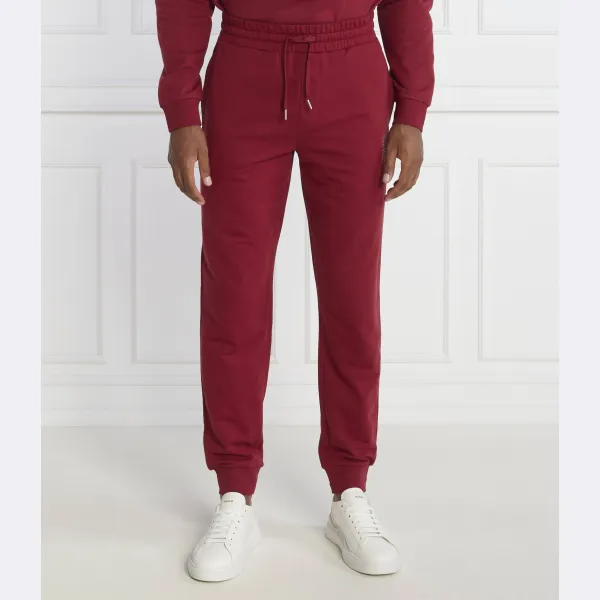 Спортивные брюки стандартного кроя со сборками Hugo, красный
Спортивные брюки стандартного кроя со сборками Hugo, красный