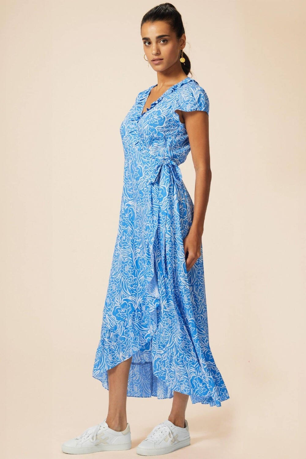 Платье халат демисезонного типа Aspiga, синий
Платье халат демисезонного типа Aspiga, синий