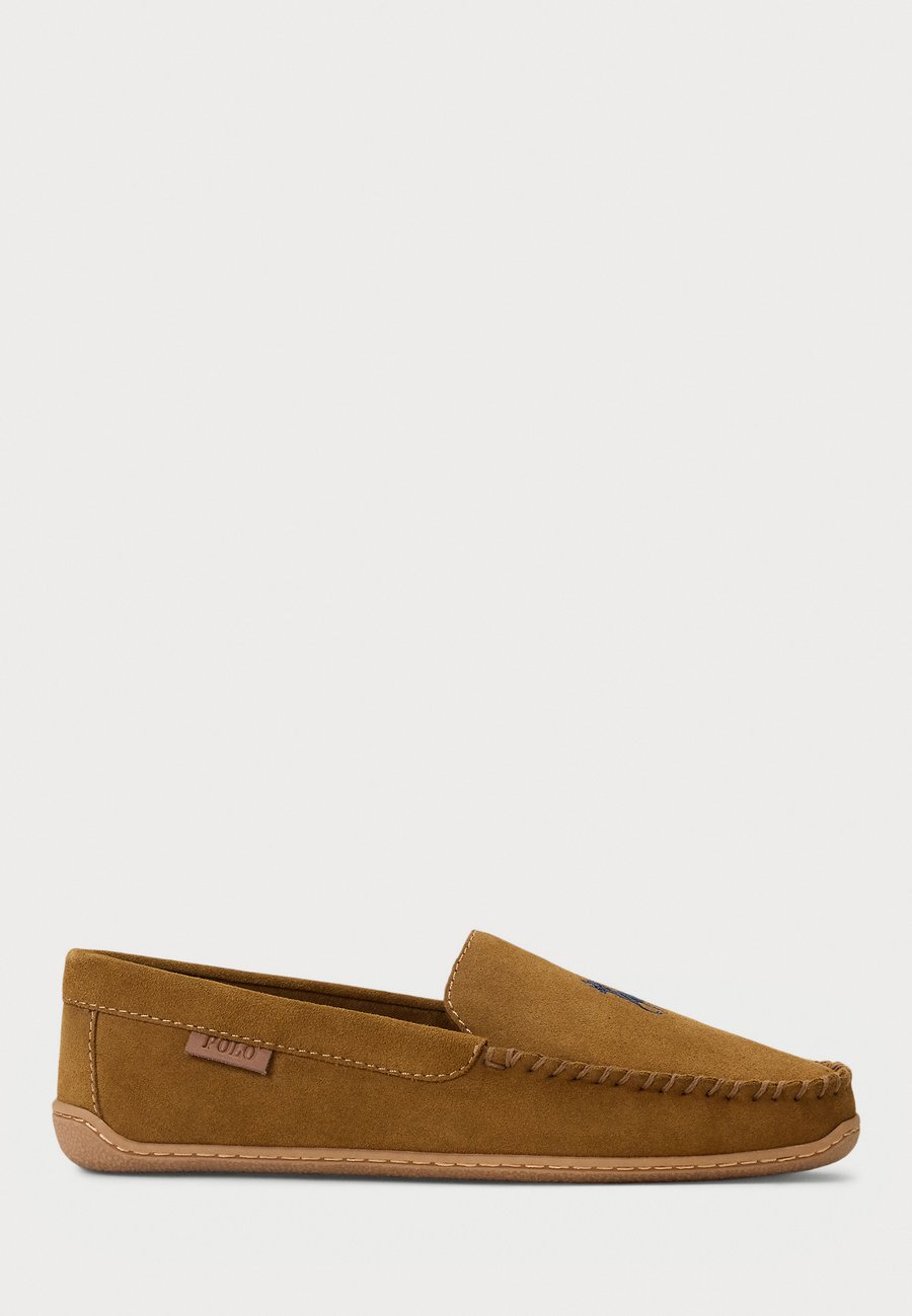 Тапочки Polo Ralph Lauren BRENAN SUEDE SLIPPER, Brown/Navy/Tan
Тапочки Polo Ralph Lauren BRENAN SUEDE SLIPPER, Brown/Navy/Tan